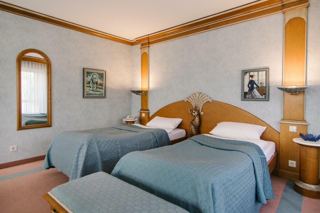 Landhaus Keller - Hotel & Restaurant Malterdingen Екстер'єр фото